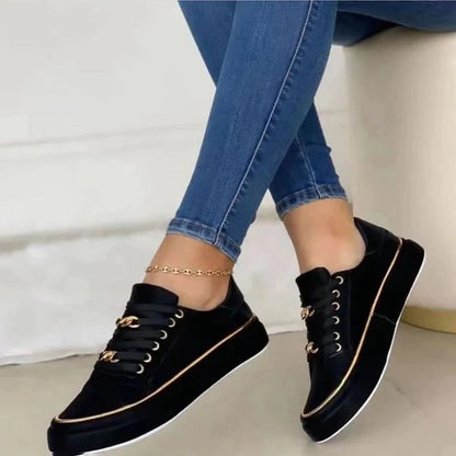 Women's White Trainers with Gold Accent – Stylish Low-Top Sneakers for Comfort and Versatility 4