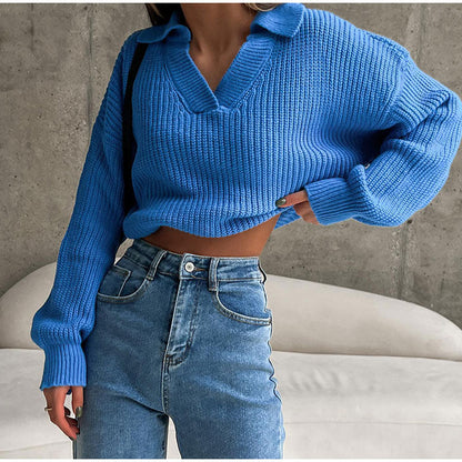 Cozy Women's Knit Sweater in Blue and Green – Relaxed Fit for All Seasons 3