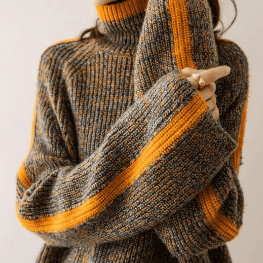Women's Oversized Turtleneck Sweater in Soft Knit Fabric for Casual Comfort 2