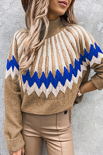 Women's Sweater with Trendy Collar and Unique Print - Cozy Polyester Pullover 2