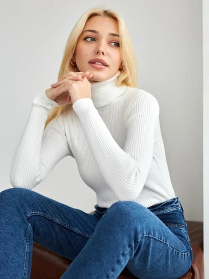 Women's Black Ribbed Turtleneck Sweater – Cozy Autumn/Winter Style 5