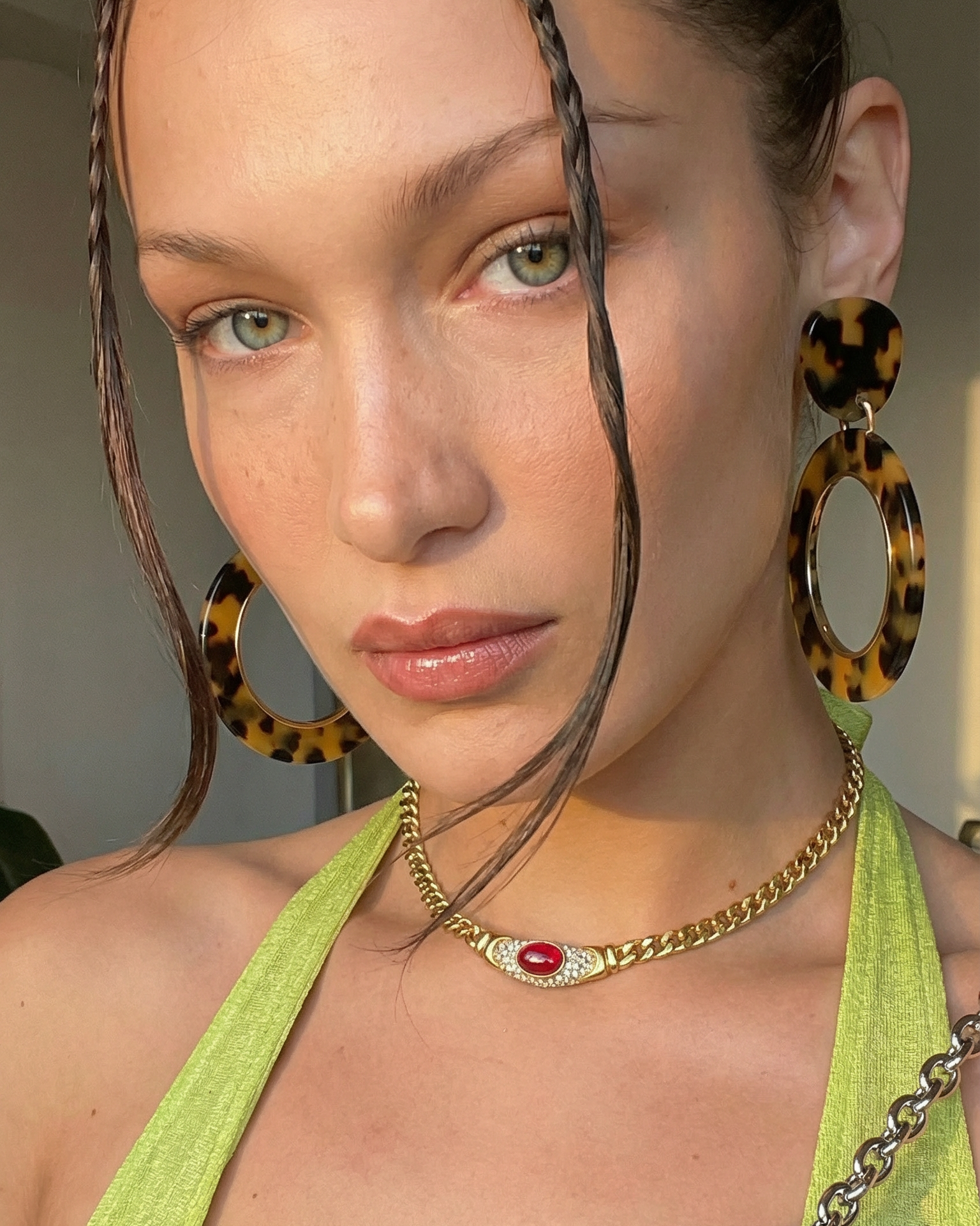 Vintage-Inspired Necklace with Gemstone Simulant Pendant