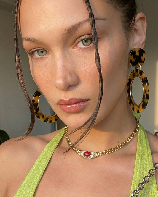 Vintage-Inspired Necklace with Gemstone Simulant Pendant