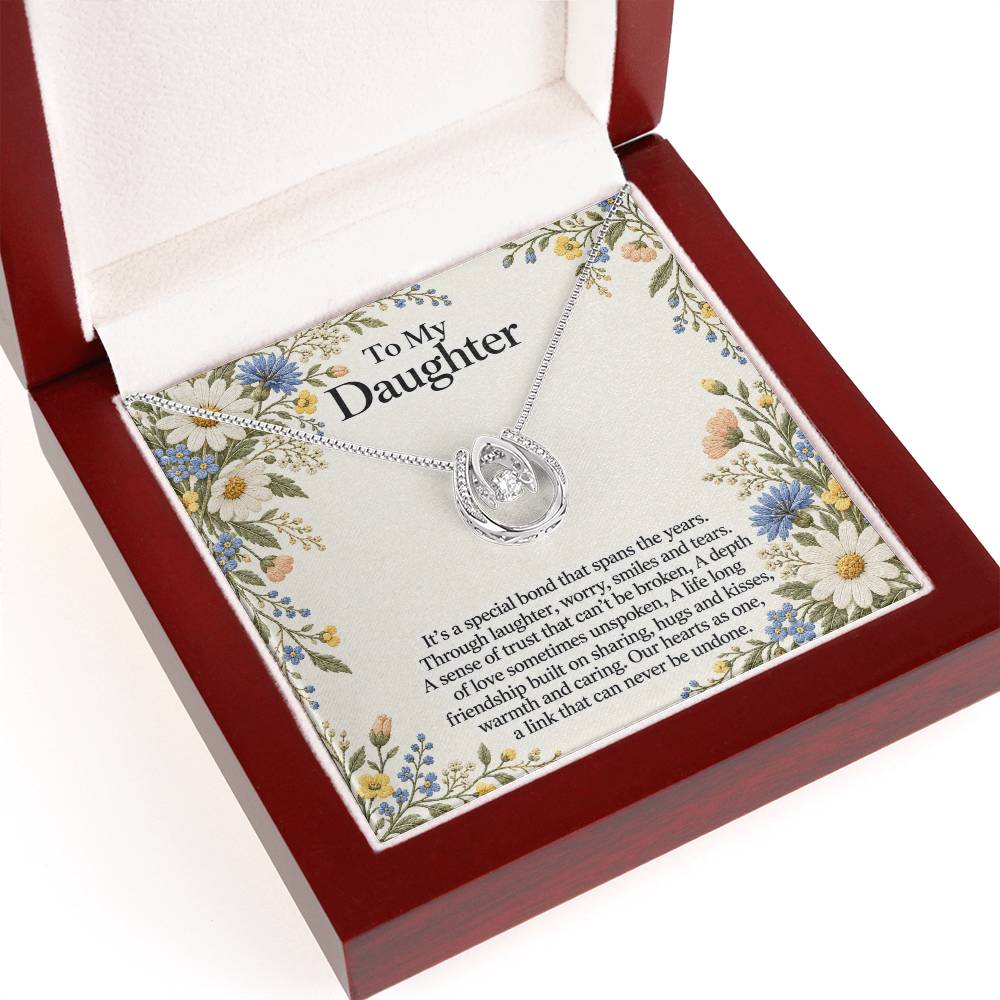 Gift for Daughter – Lucky In Love Necklace & Daisy Card