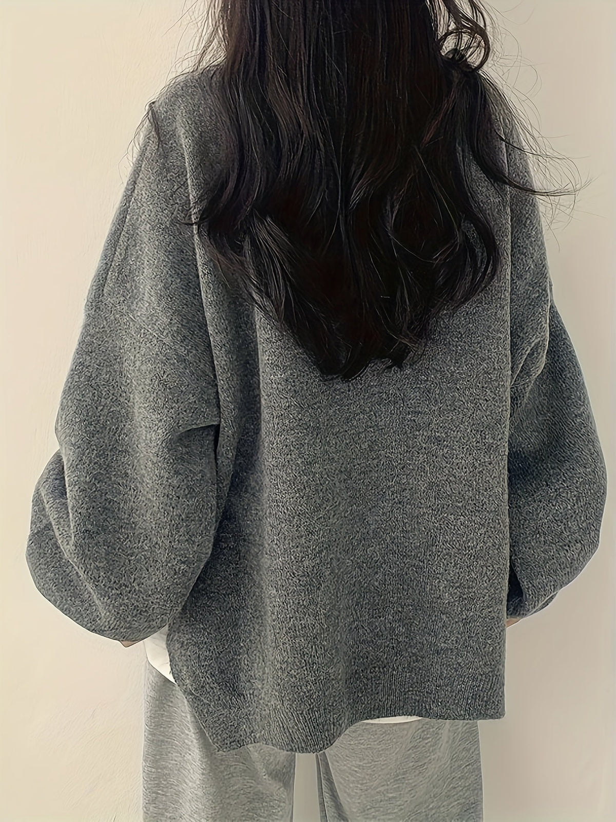 Women's Relaxed Crew Neck Long-Sleeve Sweater - additional product view | Hensley London