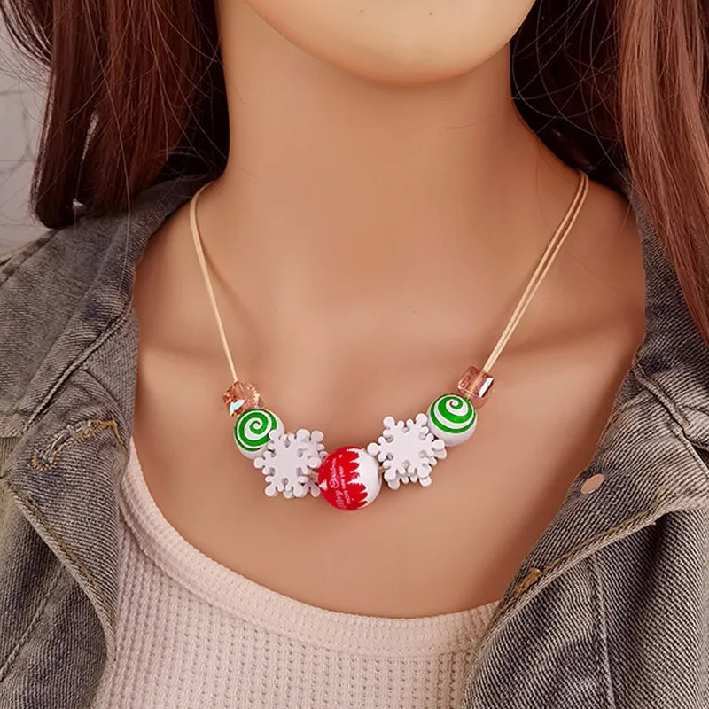 Women's Necklace Cream Wooden Snowflake Choker Pendant 6