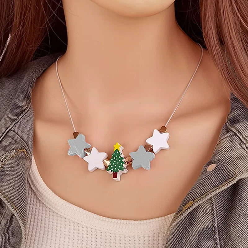 Women's Pendant Necklace Star Wood Clavicle Chain 2