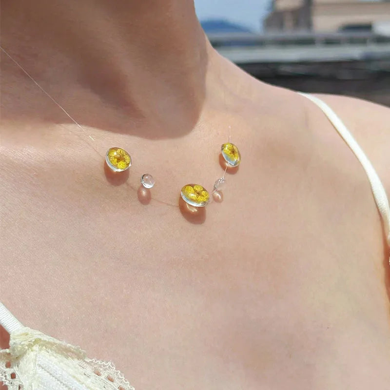 Women's Dried Flower Dewdrop Pendant Necklace - View 2 | Hensley London