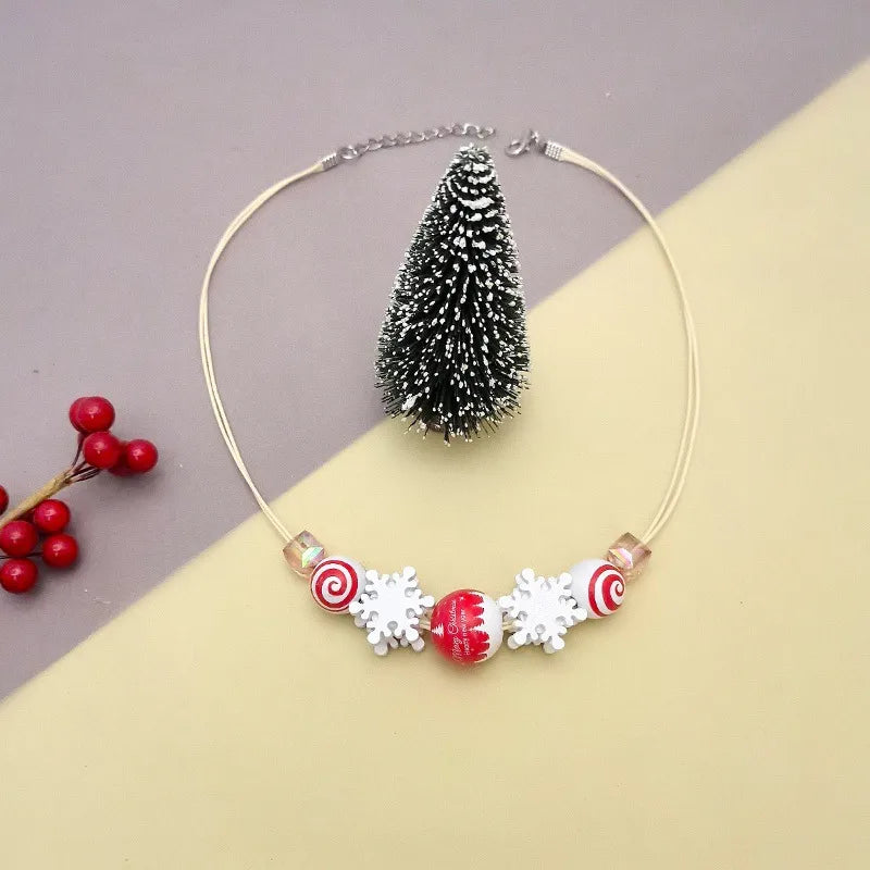 Women's Necklace Cream Wooden Snowflake Choker Pendant 3