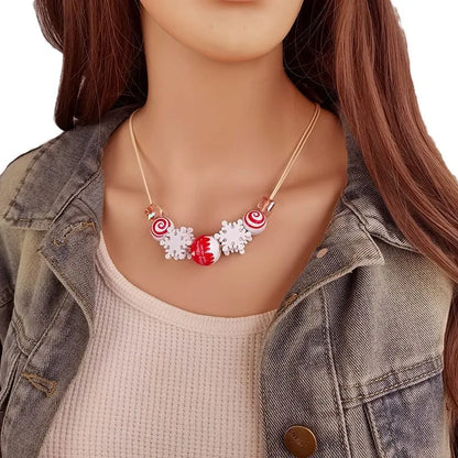 Women's Necklace Cream Wooden Snowflake Choker Pendant 5