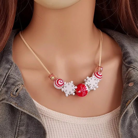 Women's Necklace Cream Wooden Snowflake Choker Pendant 1