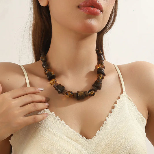 Women's Geometric Necklace Irregular Acrylic Minimalist Design 1