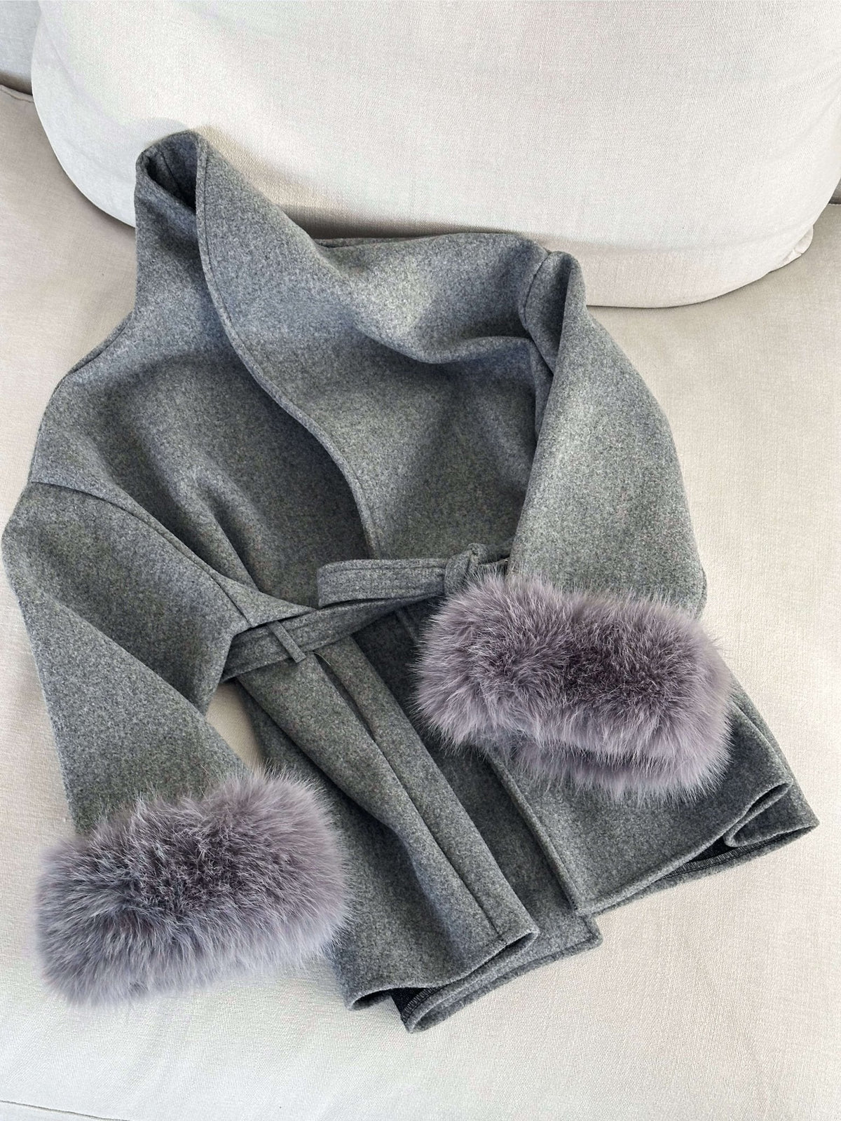 Women's Belted Shawl-Collar Coat with Textured Cuffs in Grey – folded collar and cuff detail | Hensley London