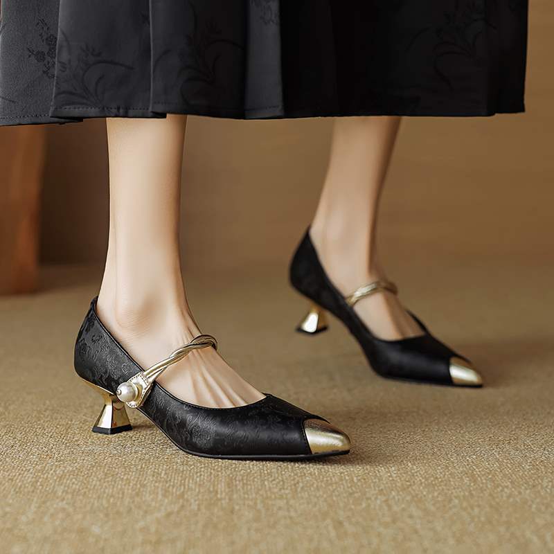 Women's Pearl-Accent Pointed Kitten Heels – product view | Hensley London